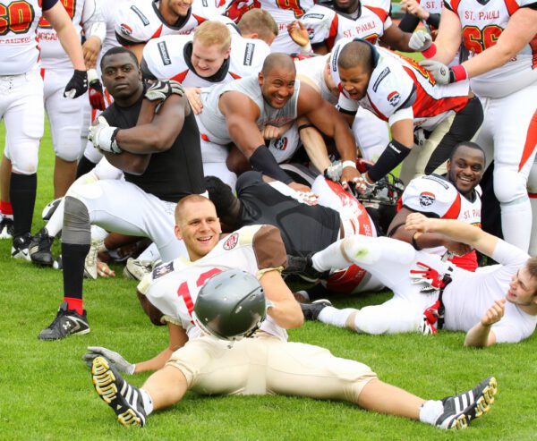 St. Pauli Buccaneers vs. Hamburg Blue Devils 2 (03.06.2012)